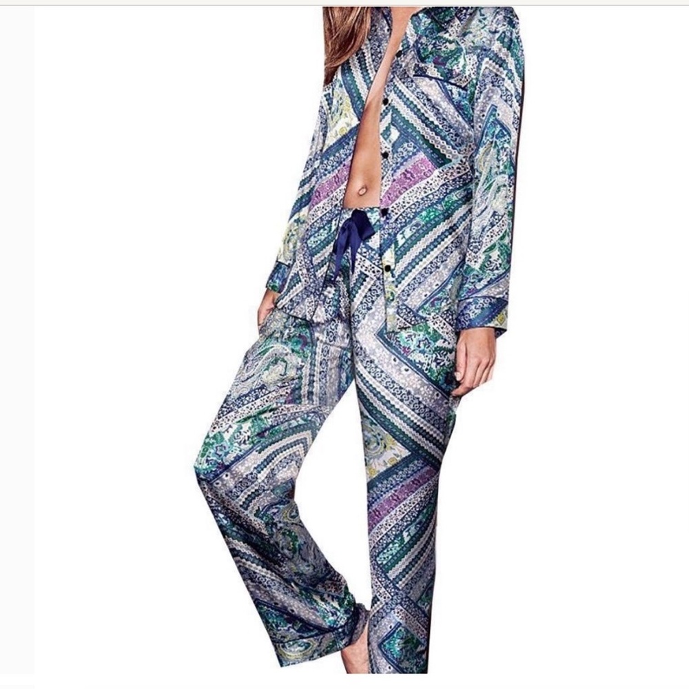 Victorias Secret After Hours Paisley pajama set